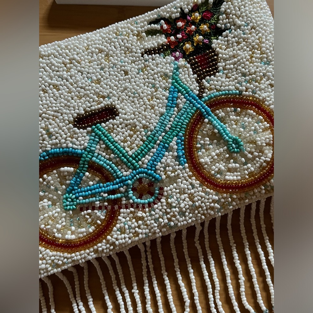 Beaded Bicycle Wristlet. - Picture 2 of 9